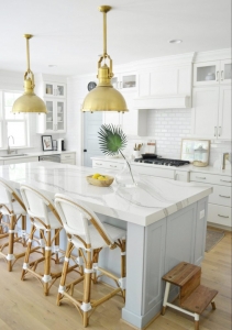 Pros and Cons of Picking White Quartz Countertops
